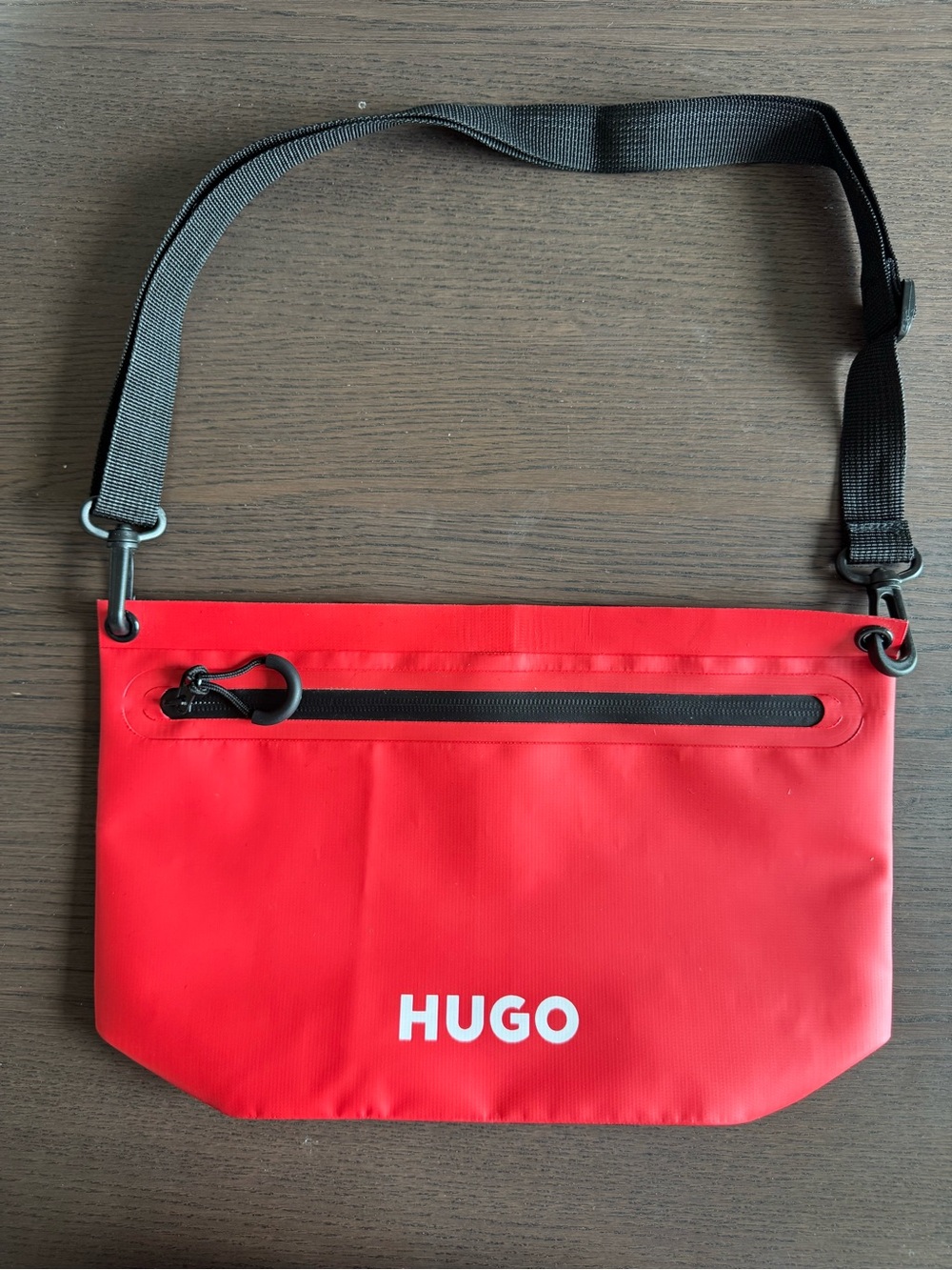 HUGO Boss Red Logo Sacoche Crossbody Bag Y2K Techwear Streetwear